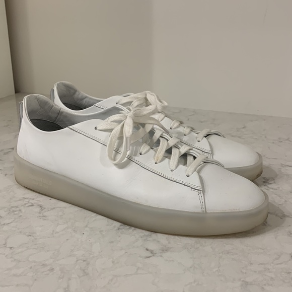 ESSENTIALS Fear of God
White Tennis Court Low Sneakers - Picture 2 of 4